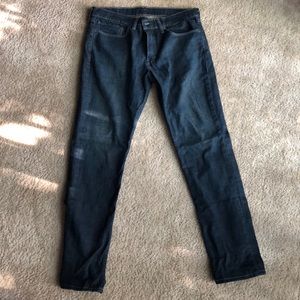 Mens Levi’s 34 32. Still in good condition